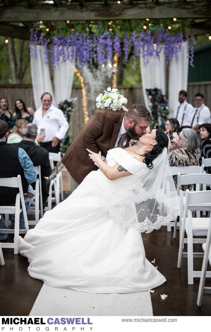 Wedding Ceremony at The Oaks in Ponchatoula