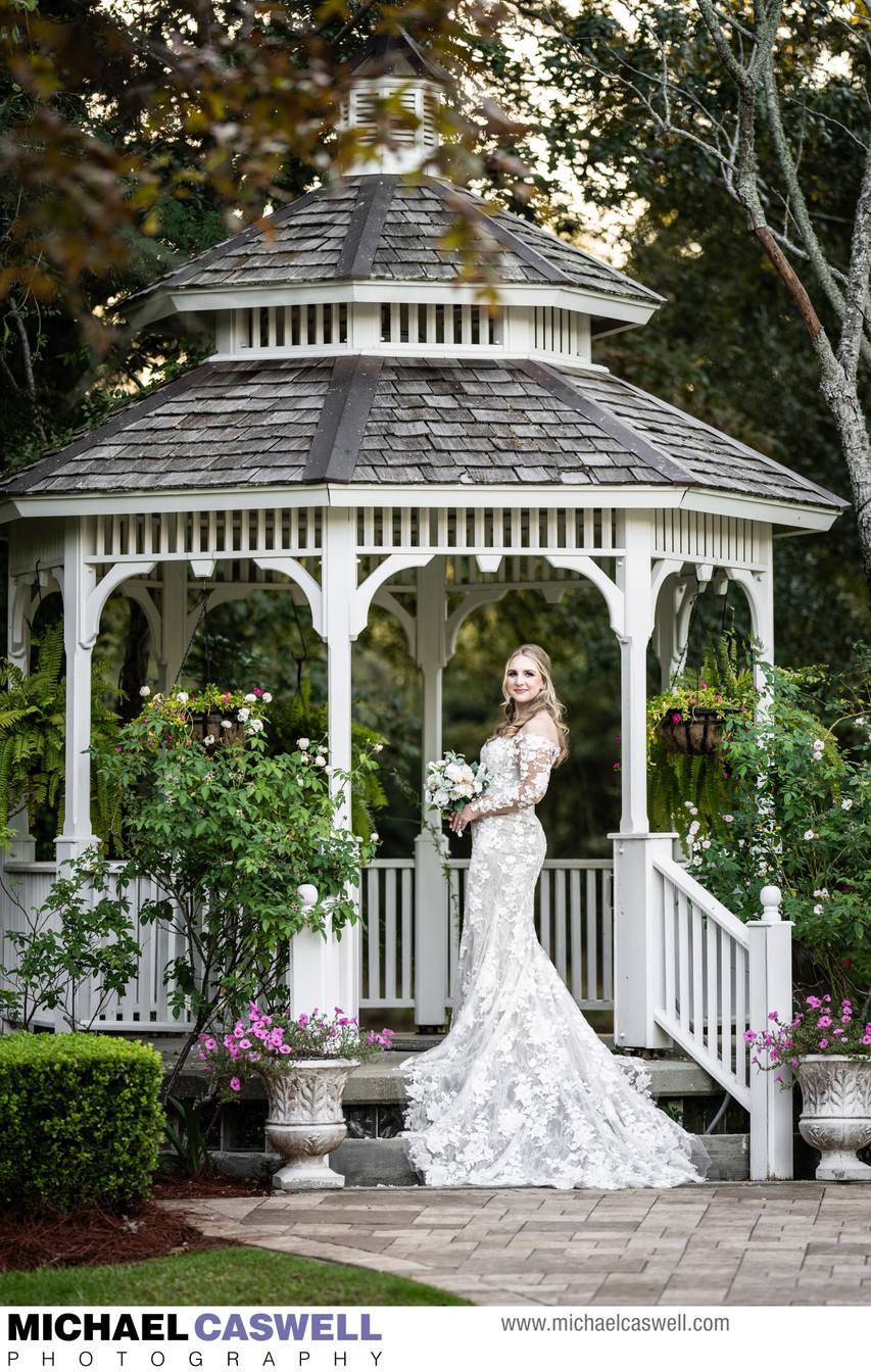 Bridal Portrait at The Greystone in Mandeville