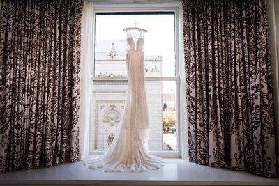 Wedding Dress at the Roosevelt Hotel