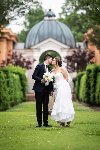 Pavilion of the Two Sisters Wedding Portrait