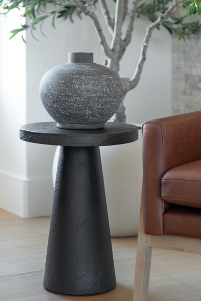 Dallas Lifestyle Furniture Photography – Accent Table
