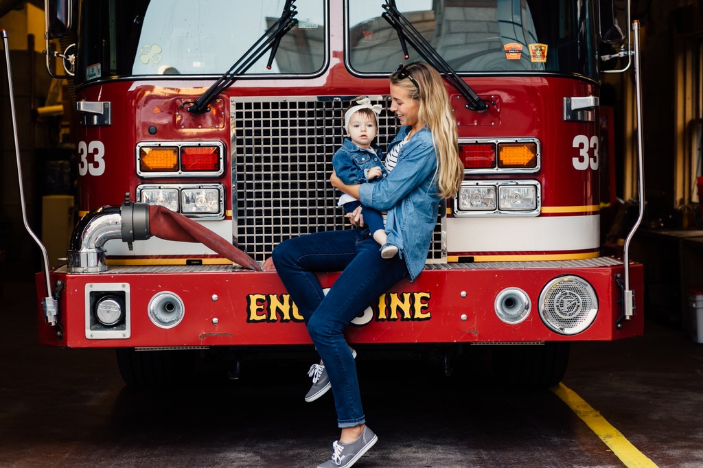 Boston-firehouse-lifestyle-commercial-young-mother-child