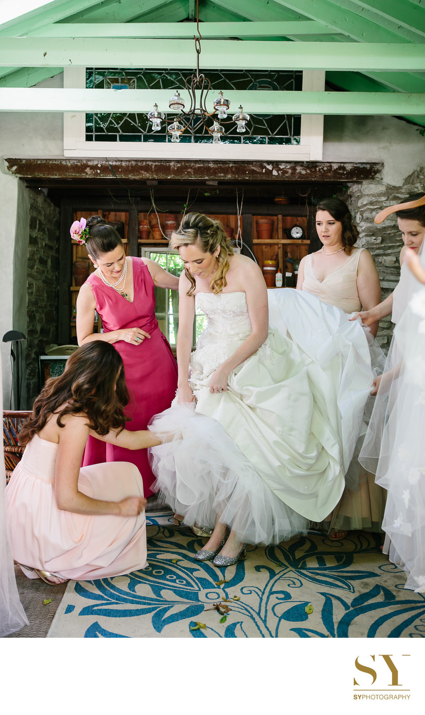 Princeton wedding bride in Oscar de la Renta dress 