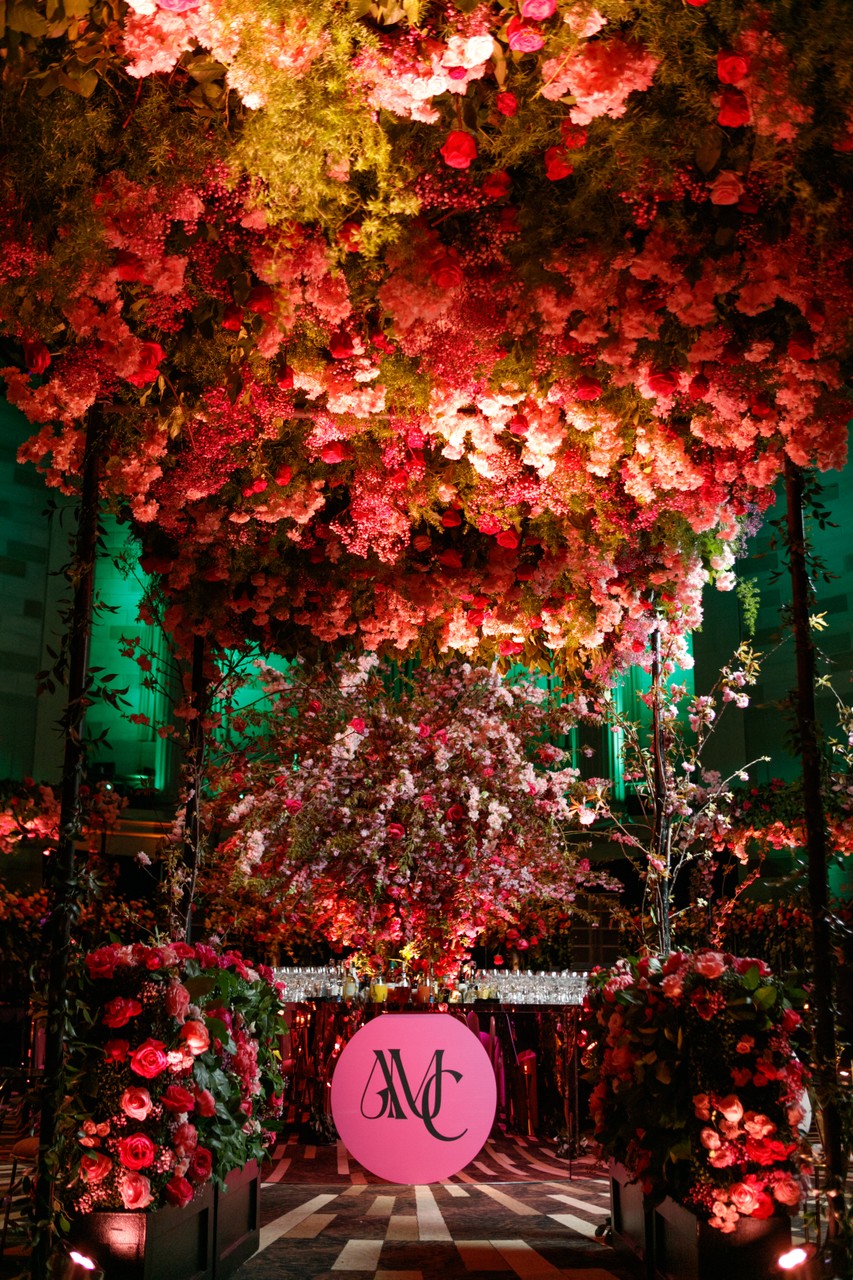upscale-gala-event-in-new-york-city-floral-entry-way