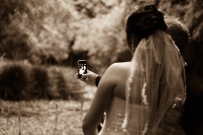 Melbourne Photography: Wedding Couple Selfie