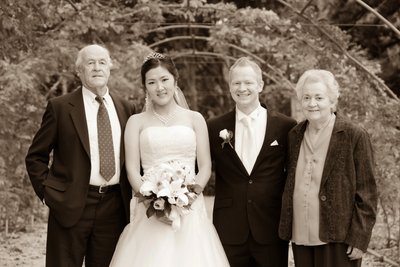 Melbourne Photography: Family Wedding Photo