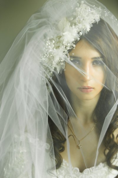 Wedding Photographer Melbourne: wedding veils