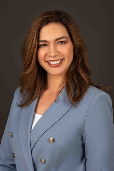 Womens professional headshot photography