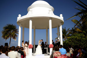 Jorge Rodriguez Photography Grand Palladium Riviera Resort Spa Gazebo Wedding