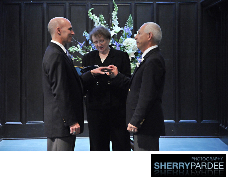 gay weddings/cedar rapids gay weddings