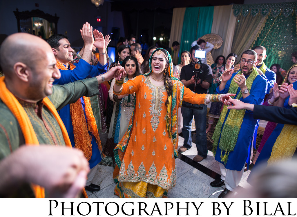 Pakistani Mehndi Dancing photos NJ