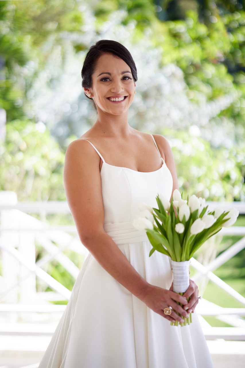 Round Hill Resort Wedding Photo