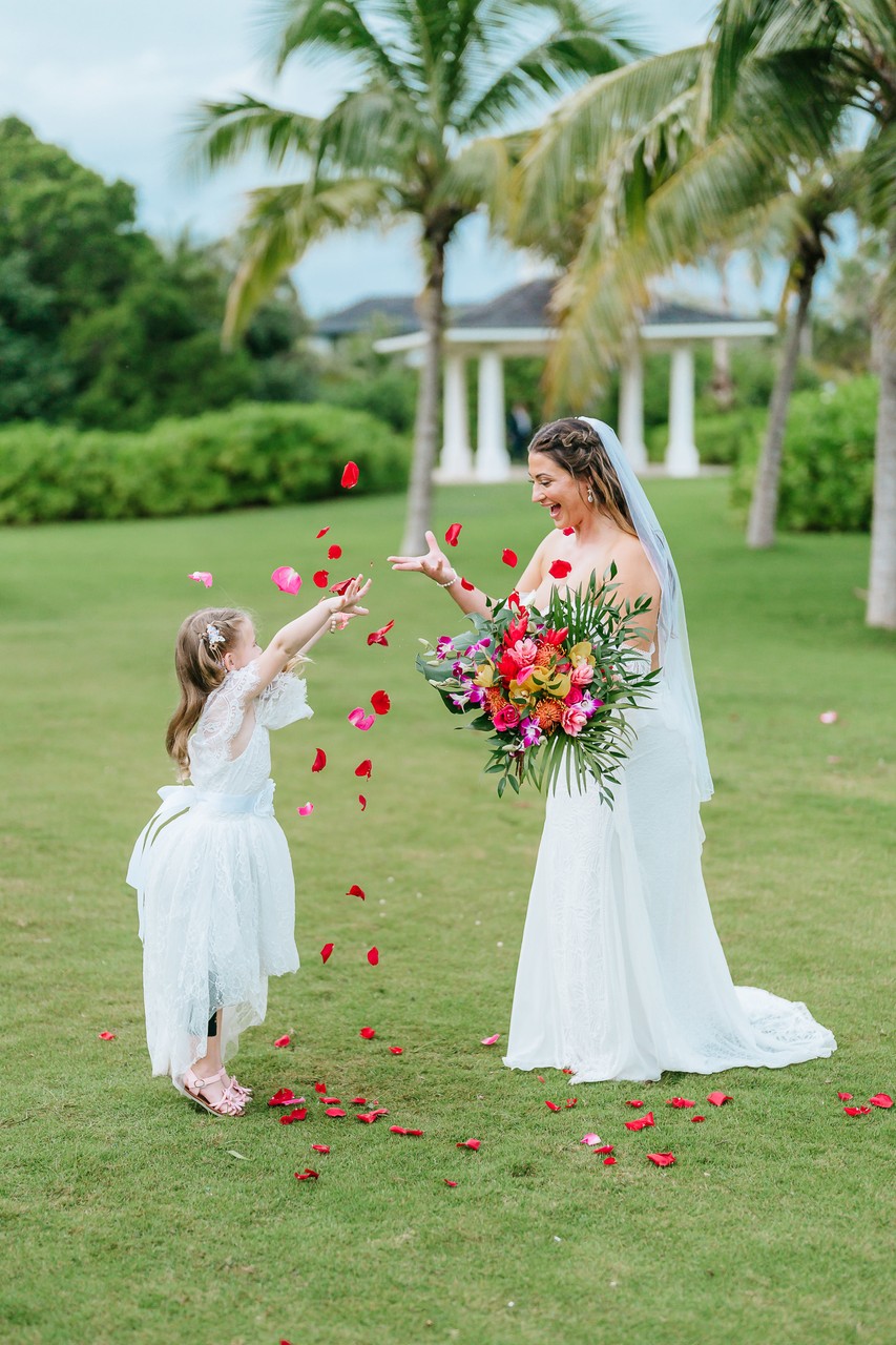 bride and daughter at Half Moon Resort