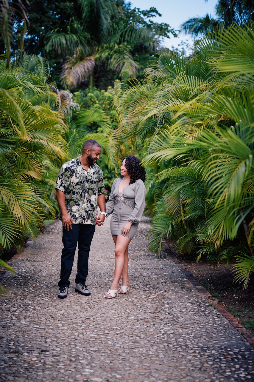 engagement photo ros hall