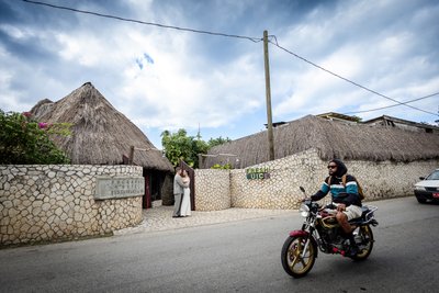 Real Jamaica: Wedding Portrait Outside Rockhouse Hotel