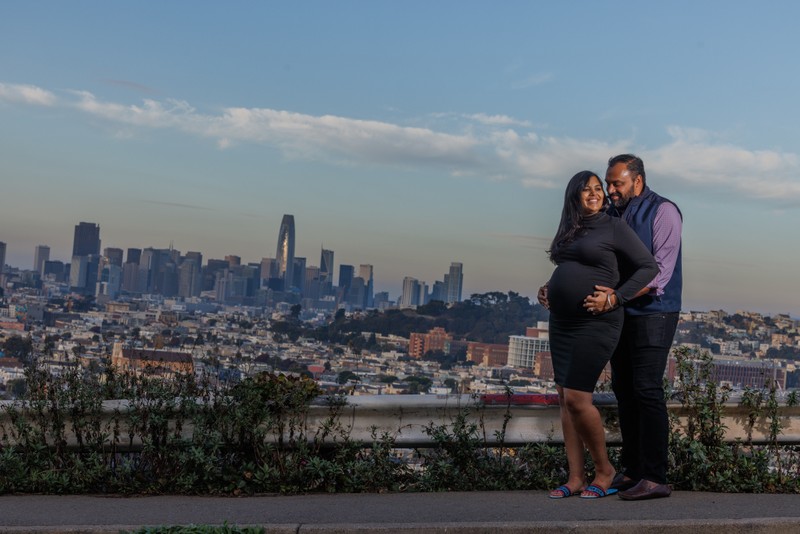 San Francisco Skyline Maternity Photography | Bay Area Couple Portrait