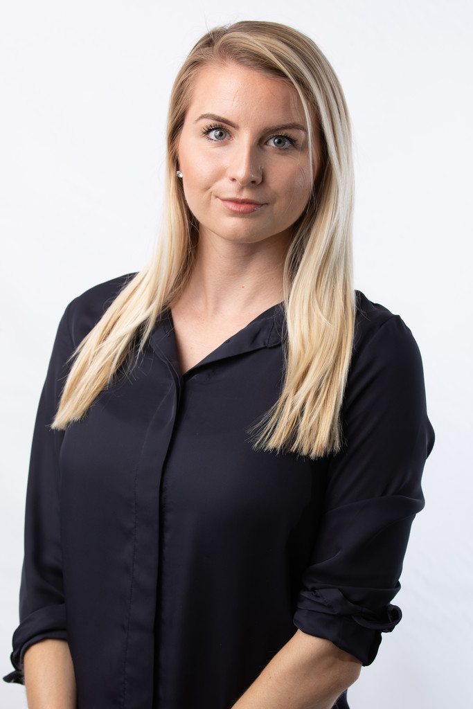 Professional Head shot Photographer in Bay Area.