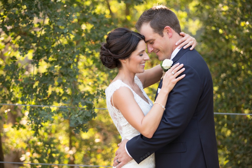 Wente Vineyards Wedding Photographer – Bright and Airy Bride and Groom Portrait Livermore