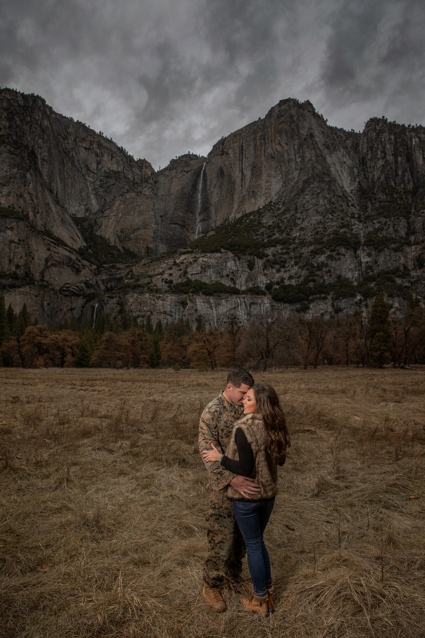 Engagement Photos In Yosemite National Park 