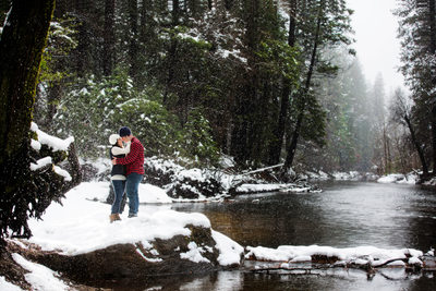 Yosemite Winter Engagement Photographer – Snowy Couple Session Yosemite National Park