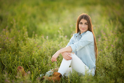 Tracy High Senior Portrait in Grass | Natural Outdoor Senior Photography Tracy CA