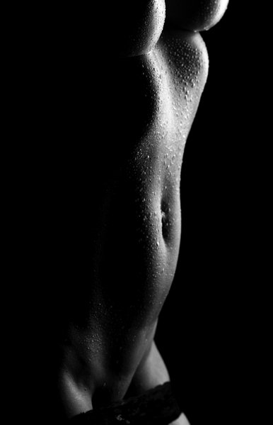 High Contrast Bodyscape Boudoir with Water Droplets | Fine Art