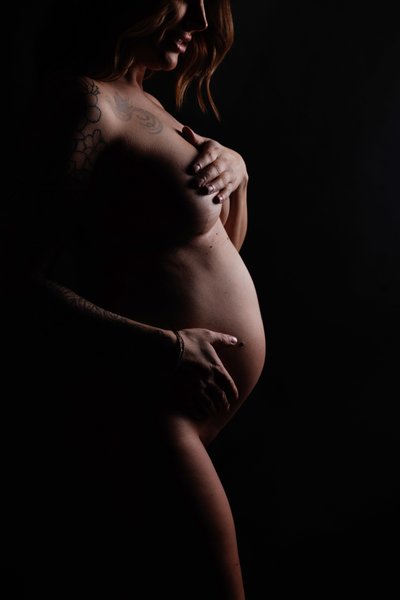Bay Area Maternity Boudoir Photography | Elegant Pregnancy Portrait Session