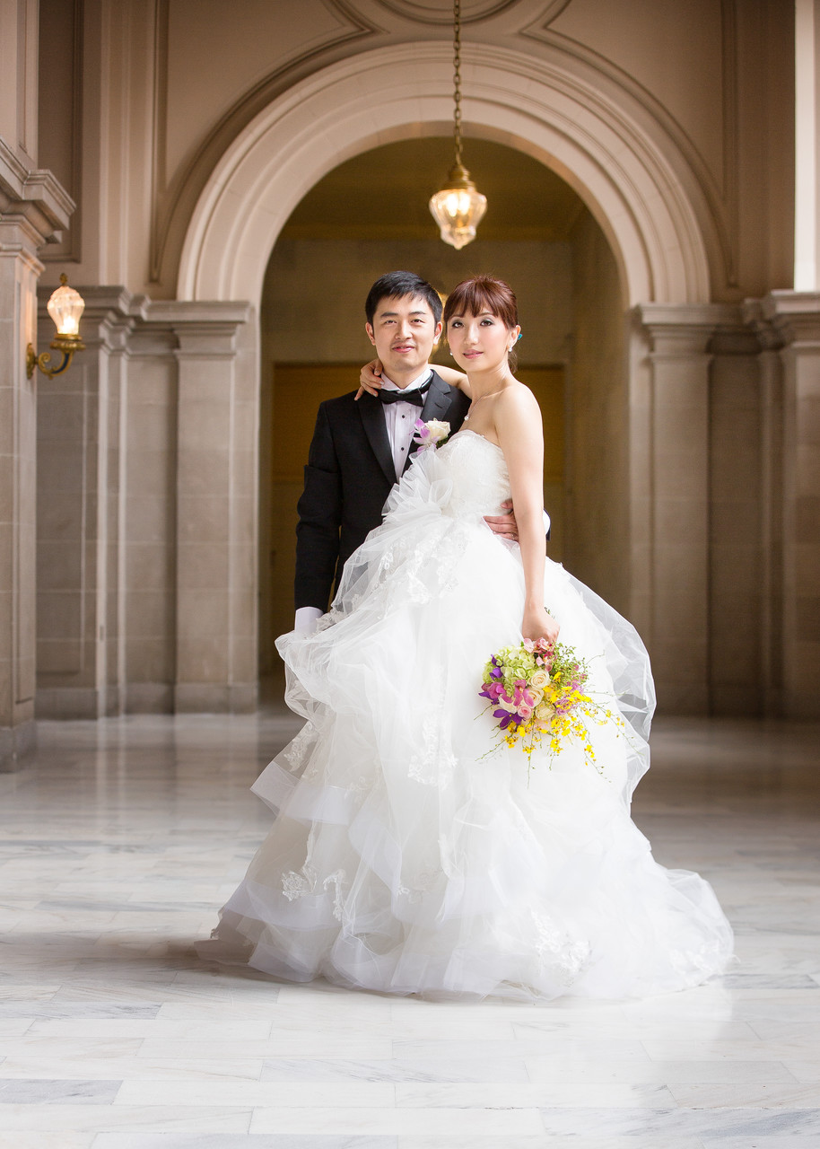 Chinese bride in beautiful dress