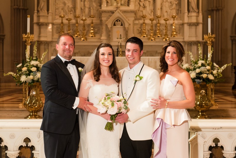 St Paul Cathedral Pittsburgh Wedding Family Photos