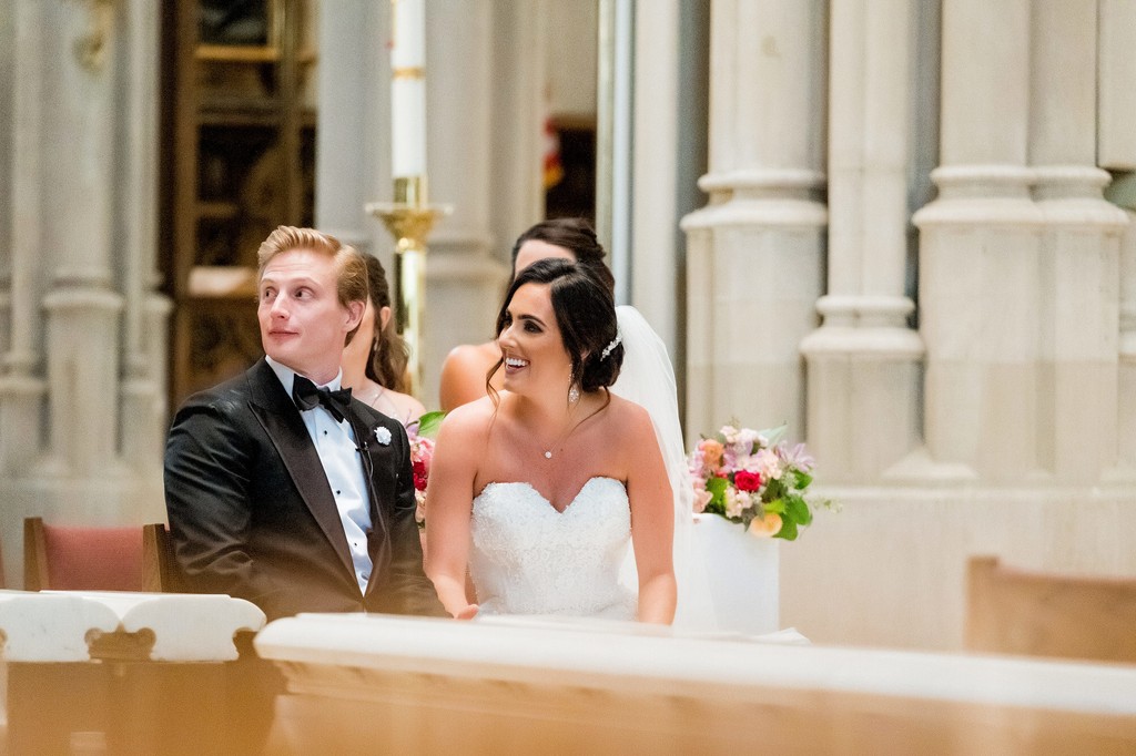 Candid Wedding Pictures at St Paul Cathedral Pittsburgh