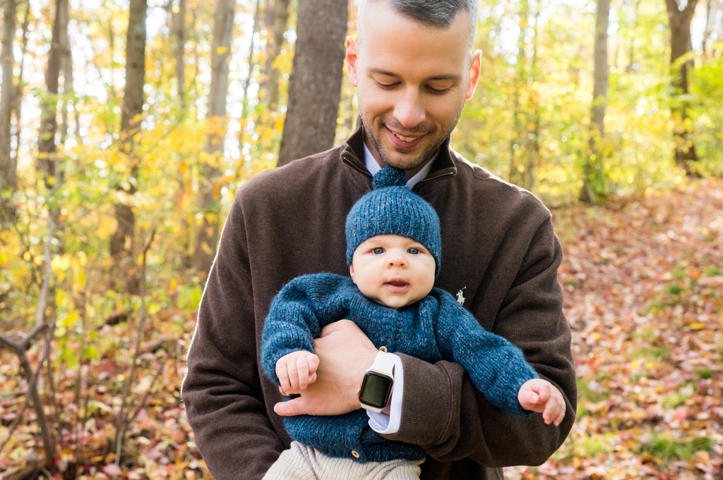 pittsburgh family photographer in the woods with baby