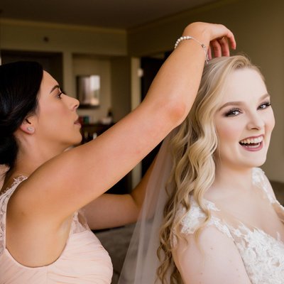 happy bride at fairmont hotel pittsburgh