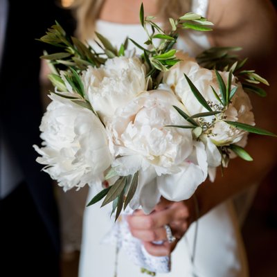 white pittsburgh wedding bouquet peonies