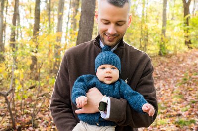 pittsburgh family photographer in the woods with baby