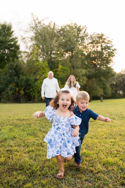 family photographer candid fun beaver county