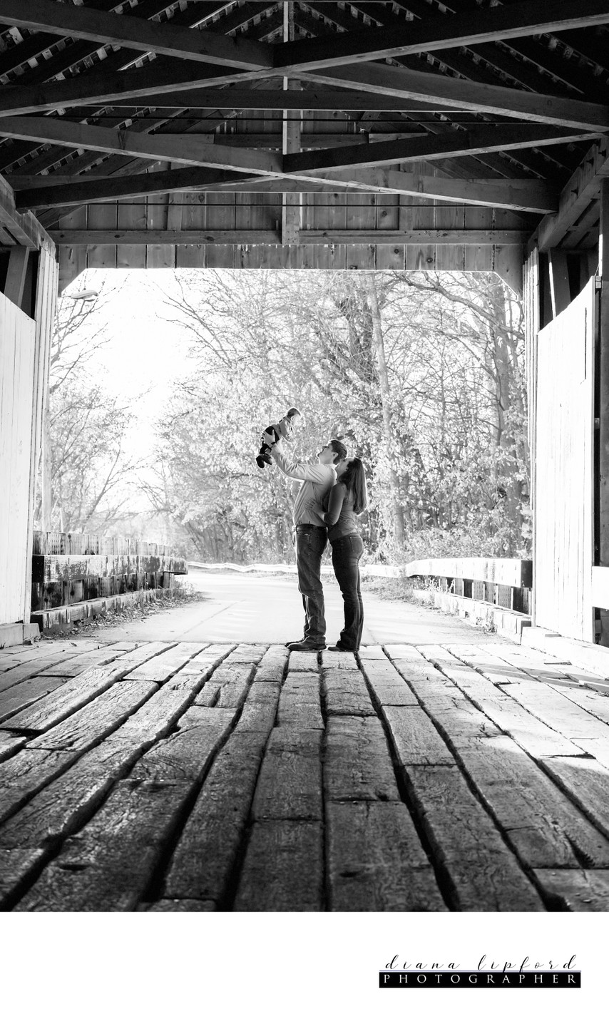 Spencerville Covered Bridge Indiana Family Photographer
