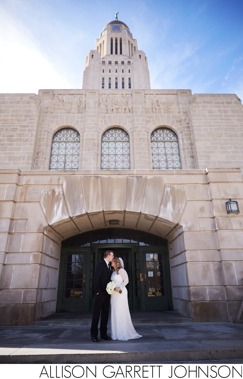 Nebraska State Capitol Wedding Photos Outdoors