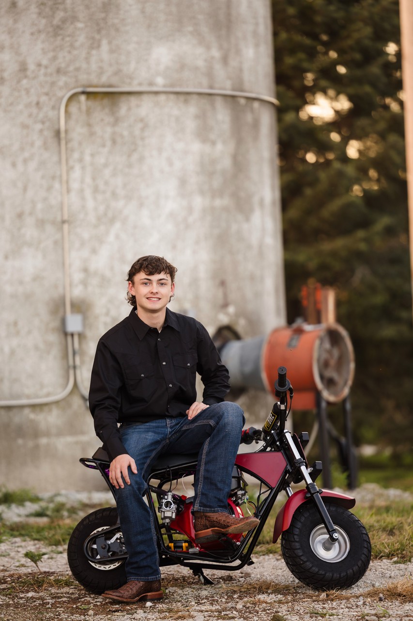 Mini Bike Senior Photos Nebraska