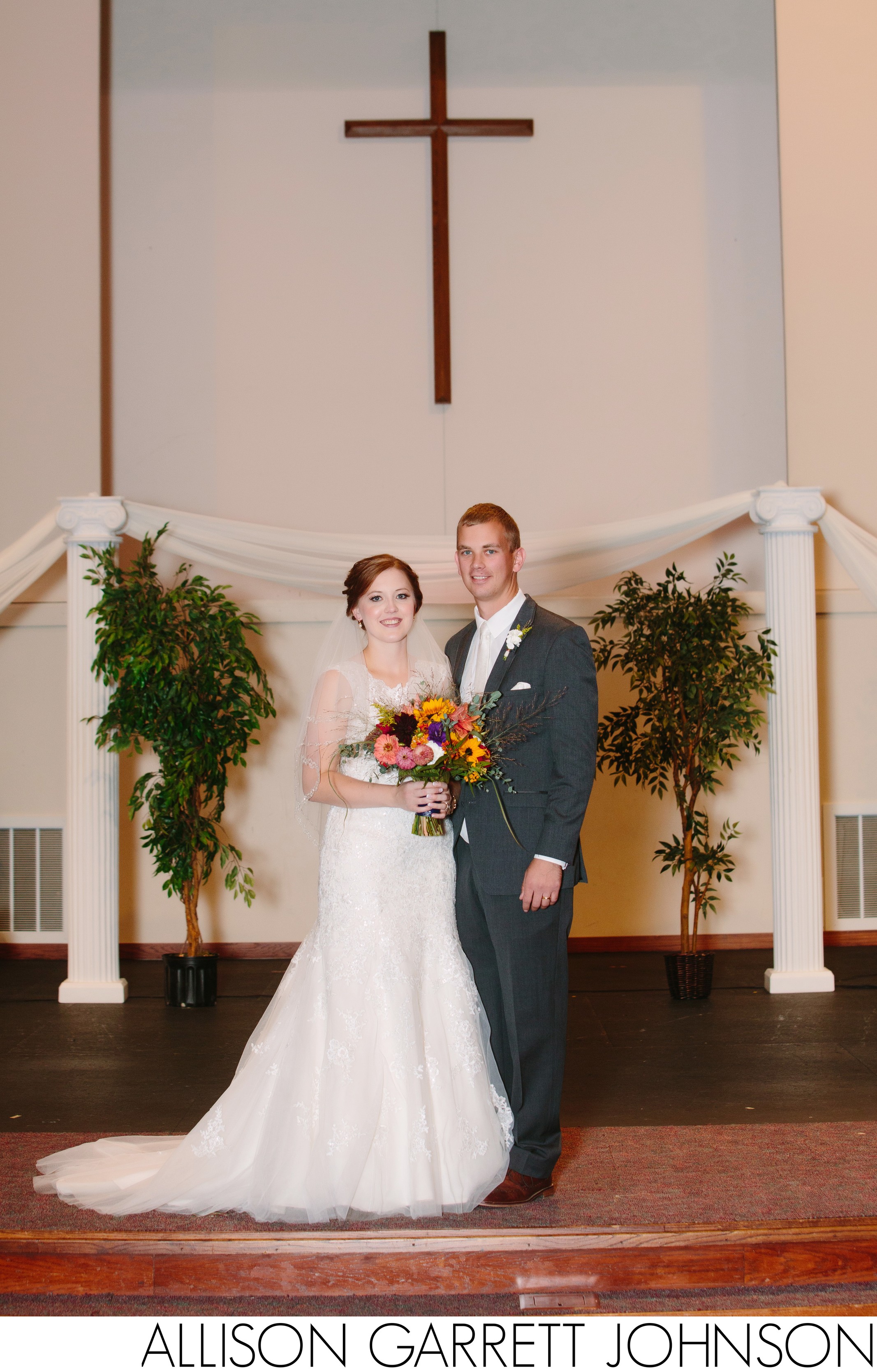 Lincoln Berean Church Weddings | Lincoln NE - Allison Garrett Johnson