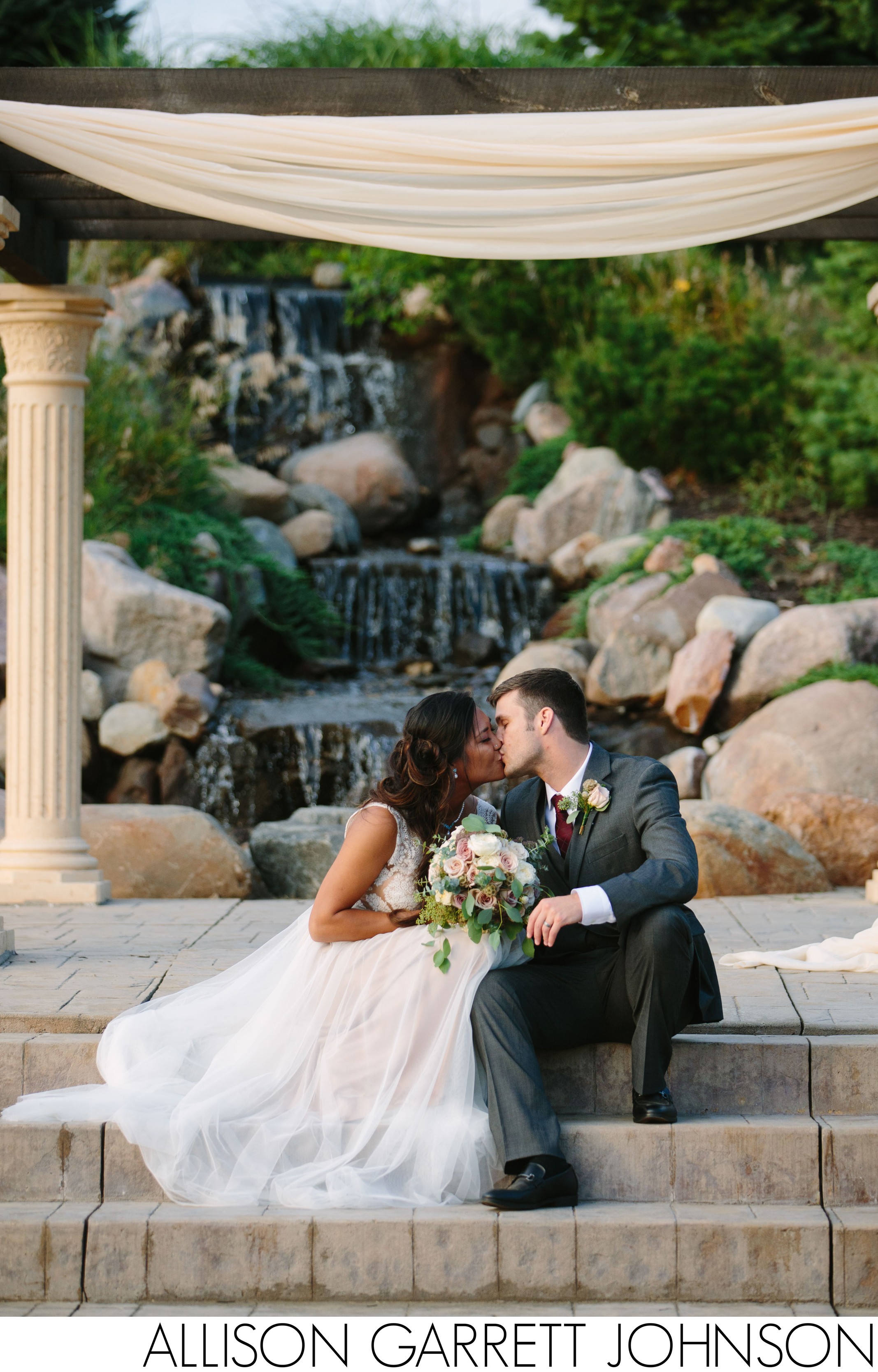 Fountains Ballroom Weddings Glenwood IA Allison Garrett Johnson