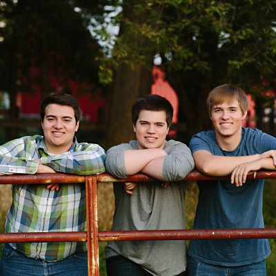 Senior Pictures with Triplets