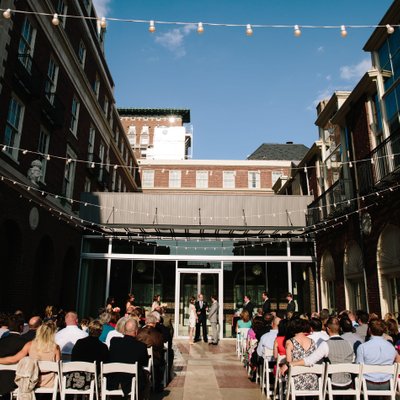 Magnolia Hotel Ceremony
