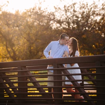 Holmes Lake Engagement Photos
