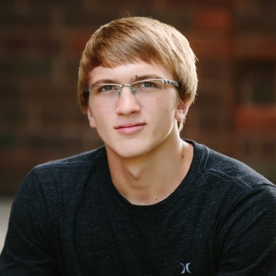 Downtown Seward Senior Photography