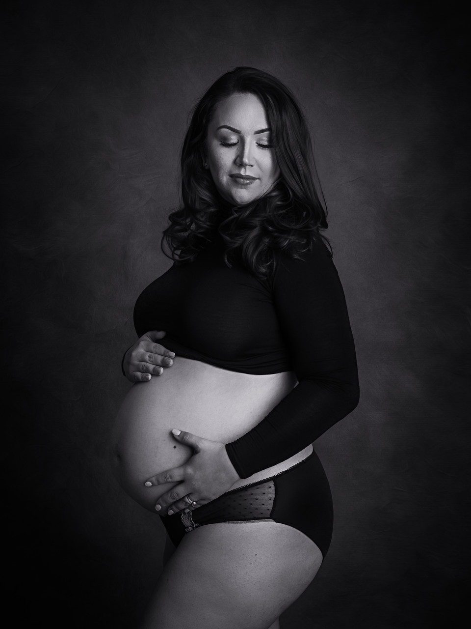 Black and white maternity photos Newbridge