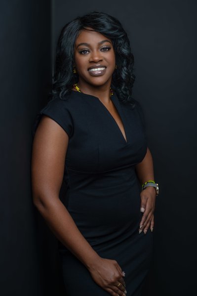 Aimee-V-Photo-Port-St-Joe-headshot-photographer