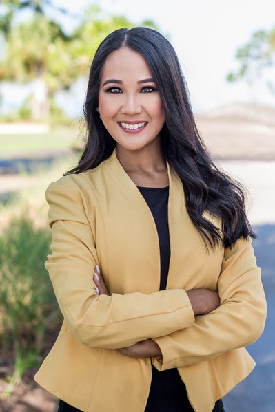 Aimee-V-Photo-Port-St_Joe-FL-headshot-photographer