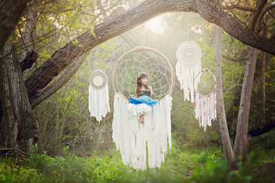 Dreamcatcher outdoor photo session 5 year old