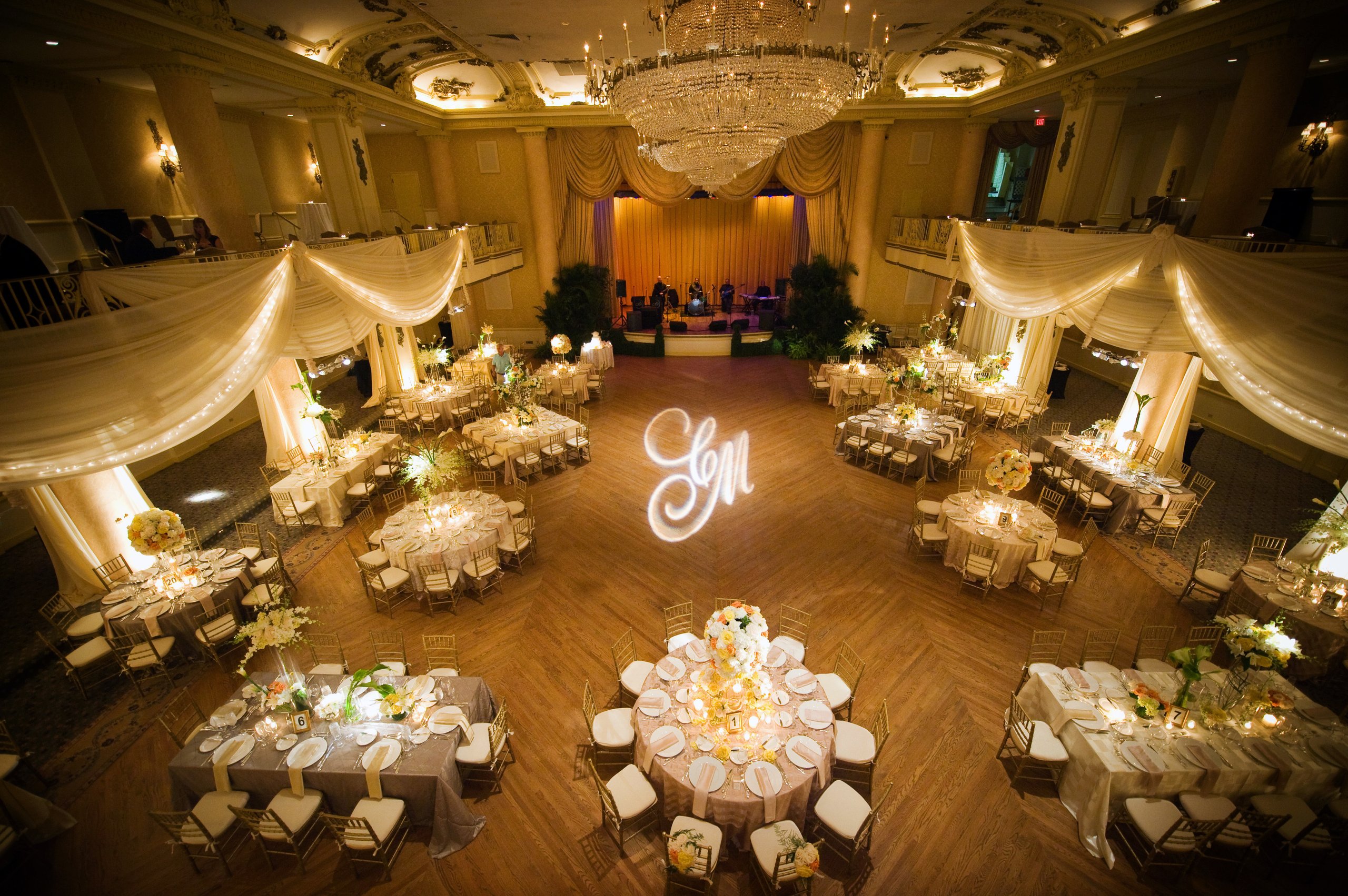 Weddings at the Bellevue Hotel in Philadelphia