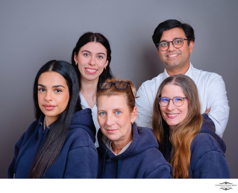 Teamfotos vor Ort in einer Arztpraxis